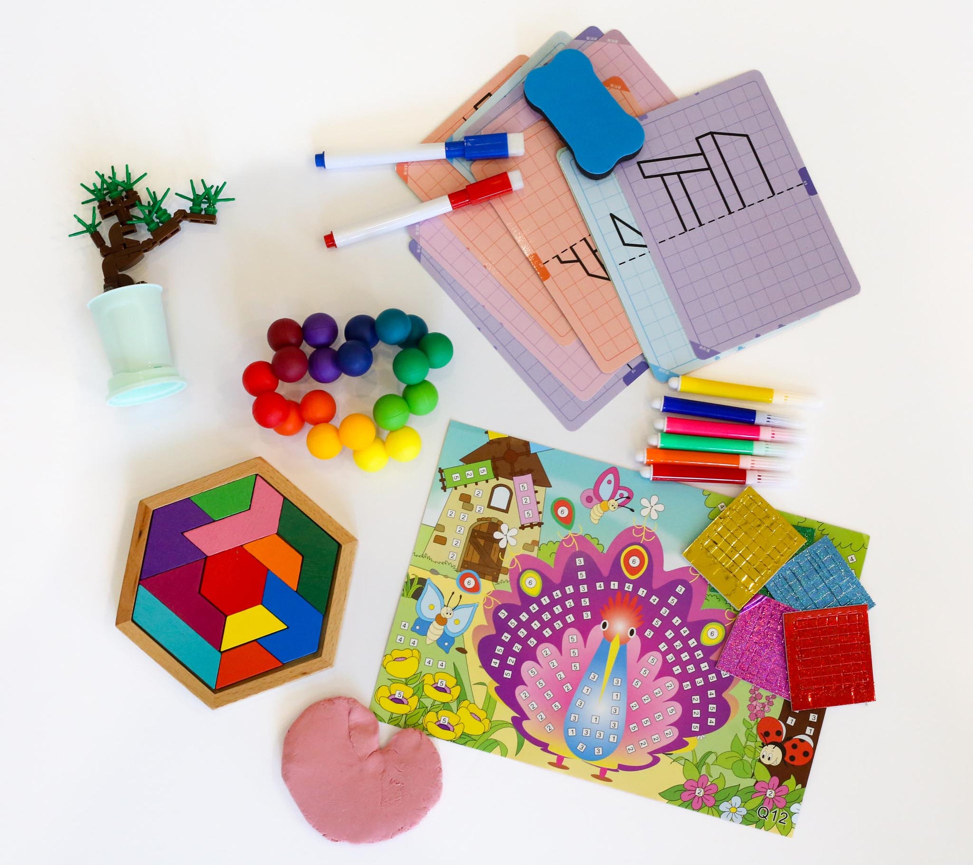 creative travel activity bags for kids, 6 to 7 educational travel activities for children | Paks4kidz